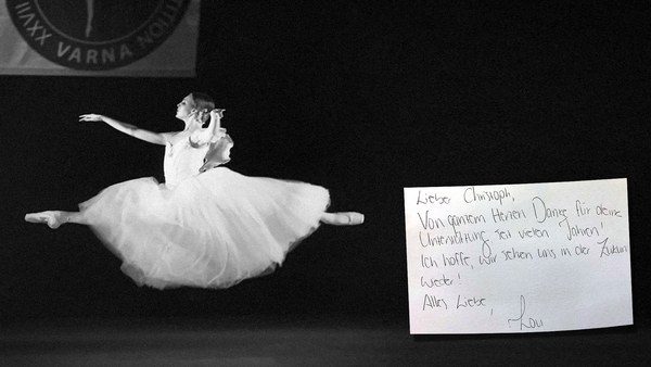 Thank-you card with a ballet photo