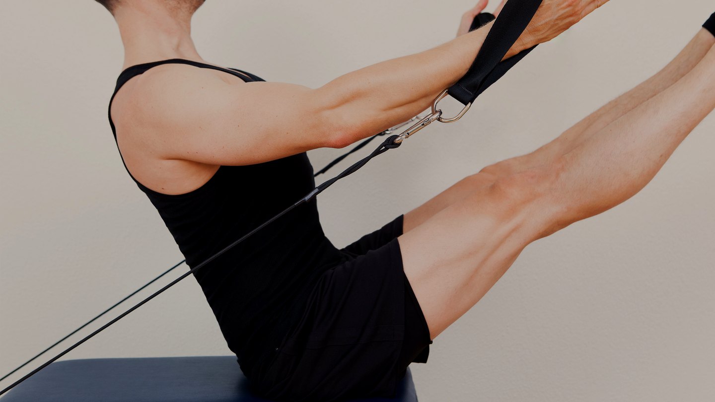 Pilates-Training am Gerät im Studio von Christoph Klaus in Zürich Oerlikon