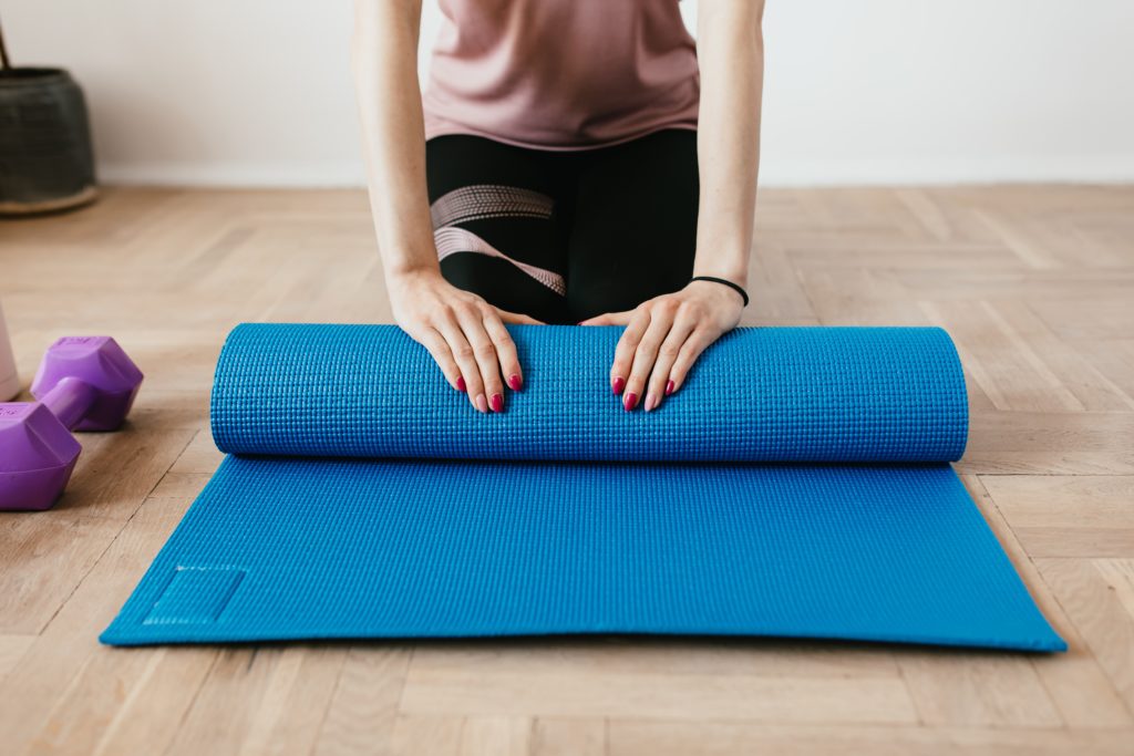 Erleben Sie Basic Pilates 9 pexels karolina grabowska 4498609